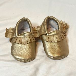 Baby Moccasins Faux Leather | Gold | Infant 3-12 mo